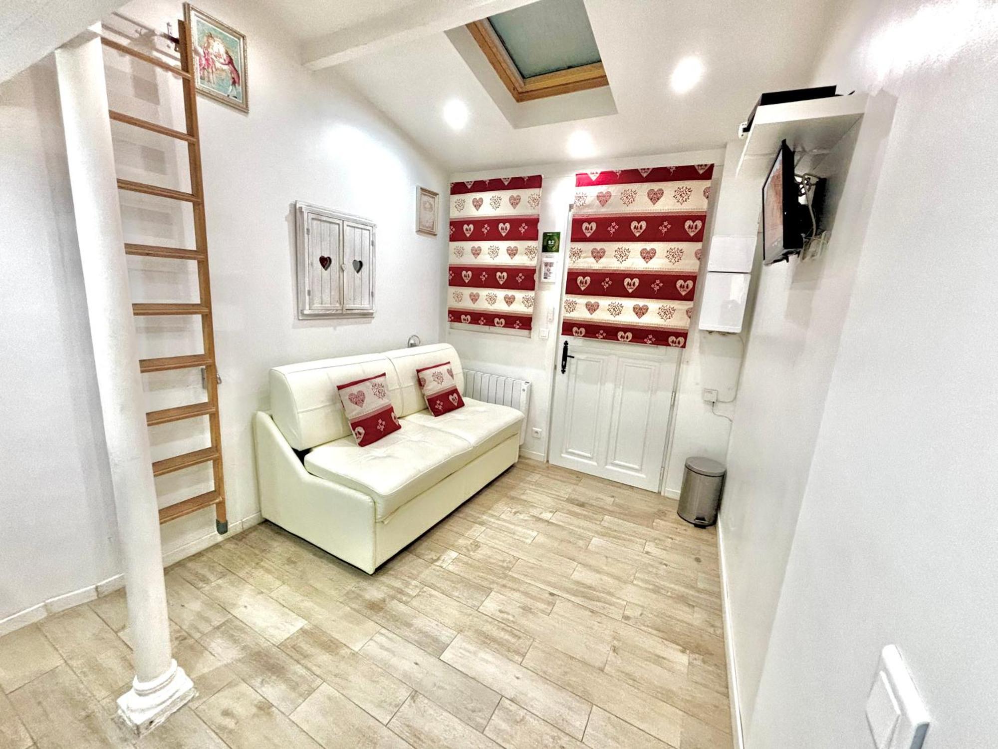 Superb Tiny House In Heart Of Paris 1St! Apartman Kültér fotó